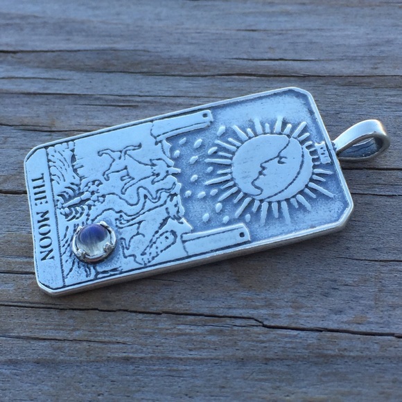 Moon Tarot Pendant Sterling Silver Rbw Moonstone - Picture 4 of 7